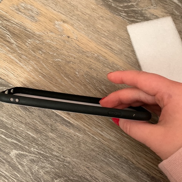 iPhone 7 Phone Case - Picture 6 of 9